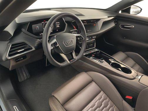 2023 Audi RS e-tron GT quattro