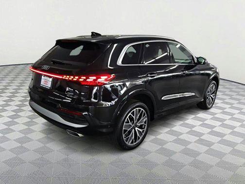 2025 Audi Q5 Premium Plus