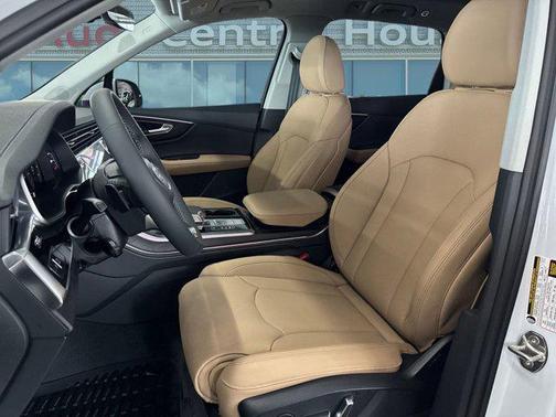 2025 Audi Q7 55 Prestige