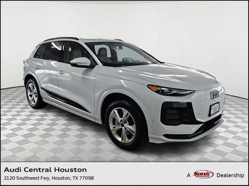 2025 Audi Q6 e-tron Premium