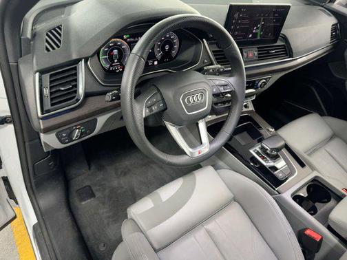 2025 Audi Q5 55 S line Premium Plus