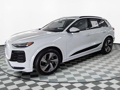 2025 Audi Q6 e-tron Prestige quattro