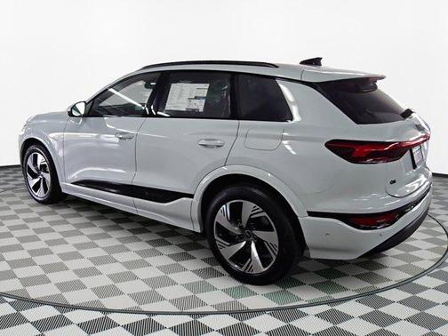 2025 Audi Q6 e-tron Prestige quattro