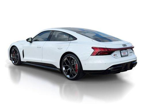 2025 Audi RS e-tron GT performance