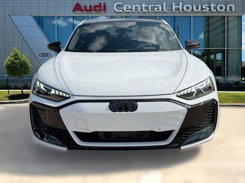 2025 Audi RS e-tron GT performance