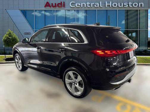 2025 Audi Q5 Premium Plus