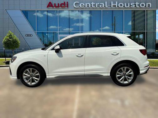 2025 Audi Q3 45 S line Premium Plus