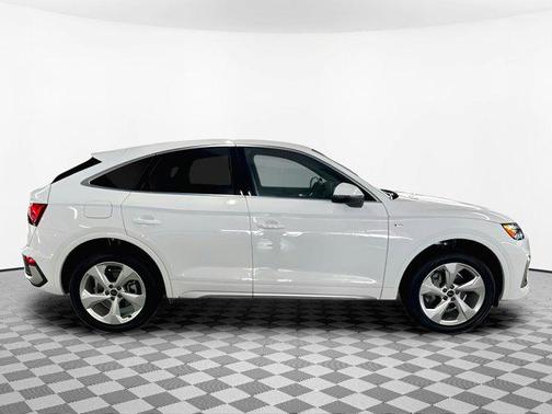 2025 Audi Q5 45 S line Premium