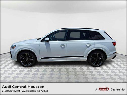 2025 Audi Q7 55 Premium Plus