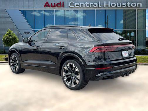 2026 Audi Q8 55 Premium Plus
