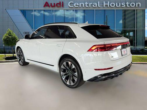 2025 Audi Q8 55 Prestige