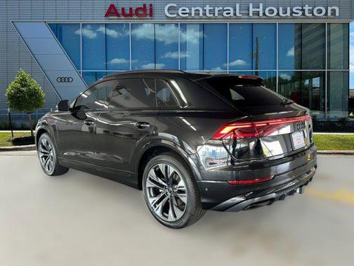 2026 Audi Q8 55 Premium Plus