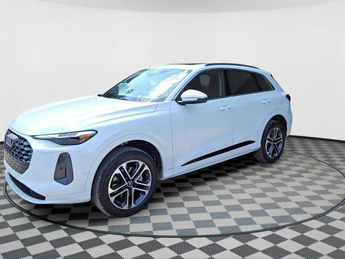 2025 Audi Q5 Premium Plus