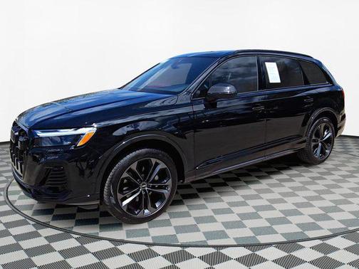 2025 Audi Q7 Premium Plus 55 TFSI quattro Tiptronic