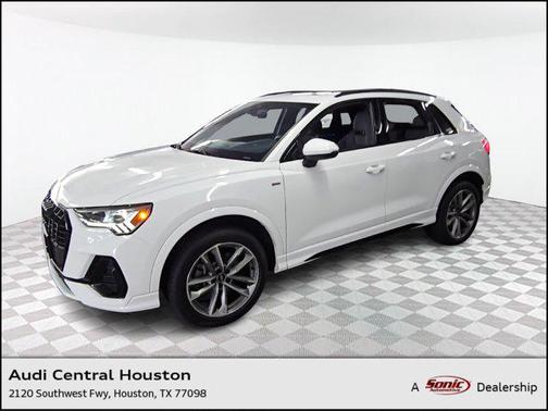 2024 Audi Q3 45 S line Premium Plus
