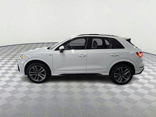 2024 Audi Q3 45 S line Premium Plus