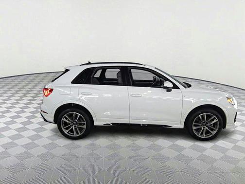 2024 Audi Q3 45 S line Premium Plus