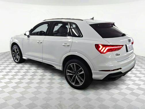 2024 Audi Q3 45 S line Premium Plus
