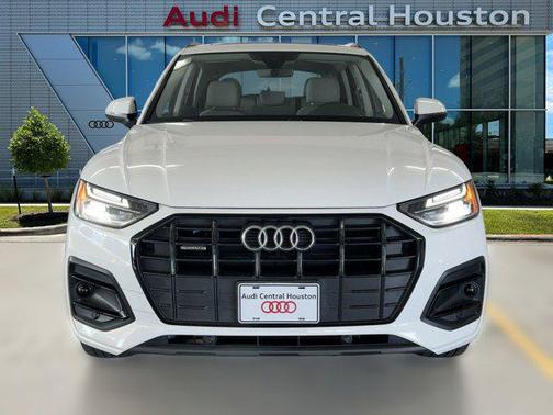 2025 Audi Q5 40 Premium