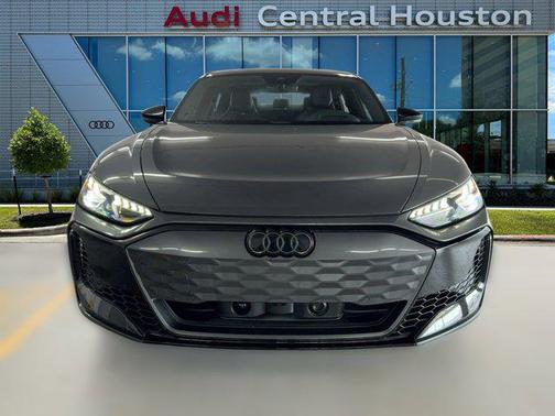 2026 Audi RS e-tron GT quattro