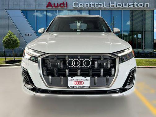 2026 Audi Q7 55 Premium Plus