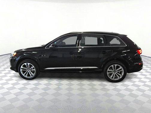 2025 Audi Q7 55 Premium Plus