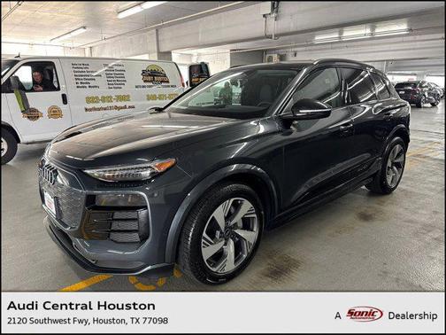 2025 Audi Q6 e-tron Prestige quattro