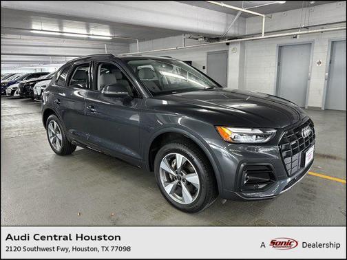 2025 Audi Q5 40 Premium
