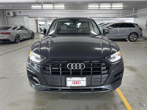 2025 Audi Q5 40 Premium