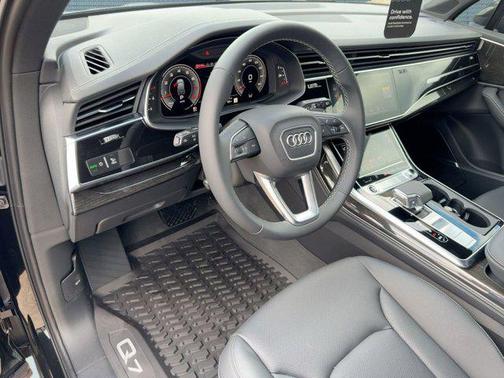 2026 Audi Q7 55 Premium Plus
