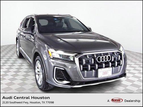 2025 Audi Q7 55 Premium Plus