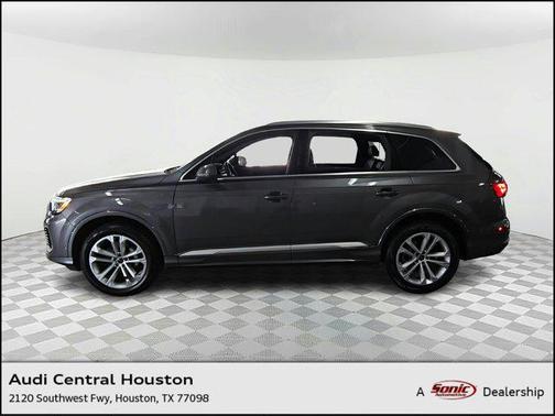 2025 Audi Q7 55 Premium Plus