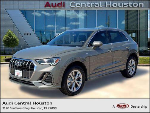 2025 Audi Q3 Premium 45 TFSI S line quattro Tiptronic