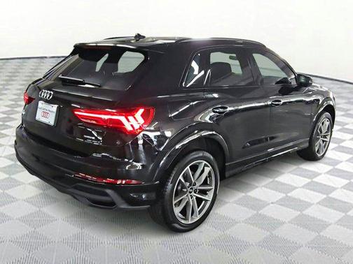2024 Audi Q3 45 S line Premium Plus