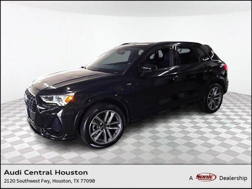 2024 Audi Q3 45 S line Premium Plus