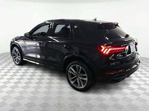2024 Audi Q3 45 S line Premium Plus