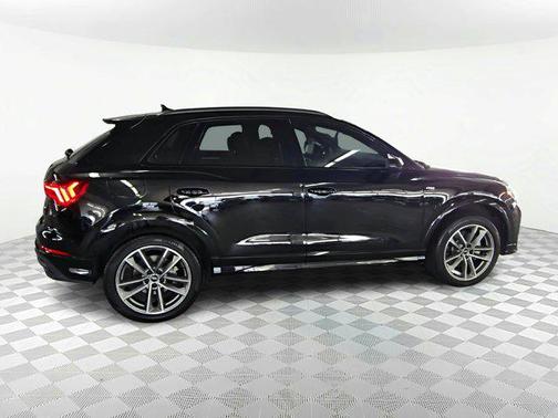 2024 Audi Q3 45 S line Premium Plus