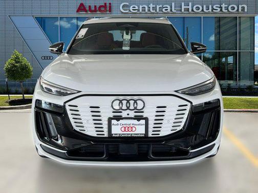 2025 Audi SQ6 e-tron Prestige quattro