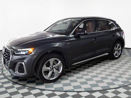 2022 Audi Q5 Premium Plus 45 TFSI S line quattro S tronic