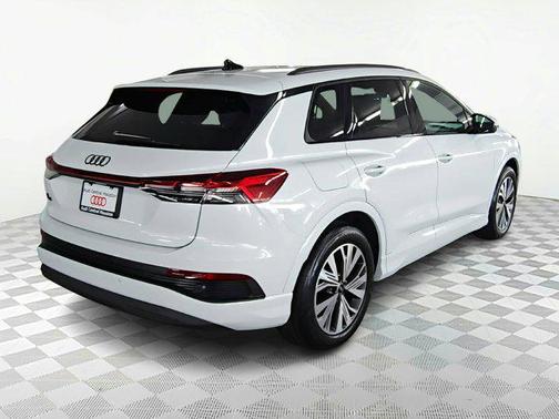 2025 Audi Q4 e-tron Premium 45 RWD