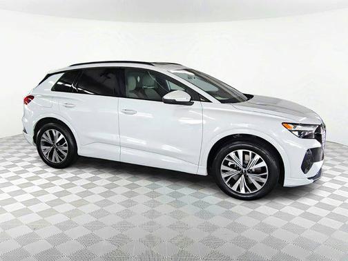 2025 Audi Q4 e-tron Premium 45 RWD