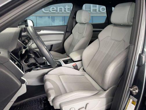 2025 Audi Q5 45 S line Premium