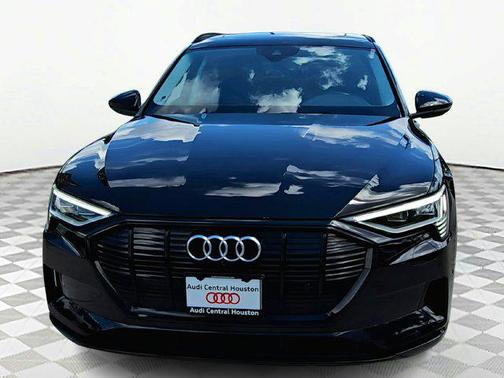2021 Audi e-tron Premium