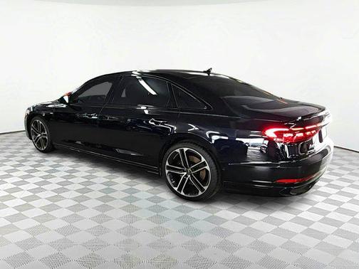 2025 Audi A8 L 55 TFSI quattro Tiptronic