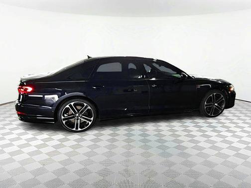 2025 Audi A8 L 55 TFSI quattro Tiptronic