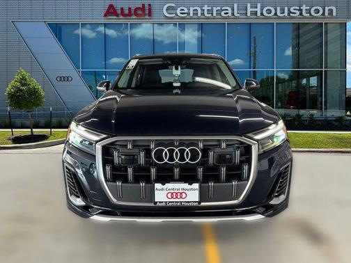 2025 Audi Q7 55 Premium Plus