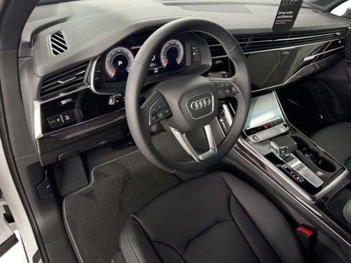 2026 Audi Q7 55 Premium Plus