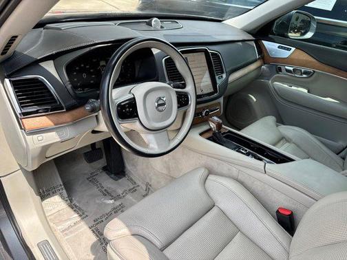 2016 Volvo XC90 T6 Inscription