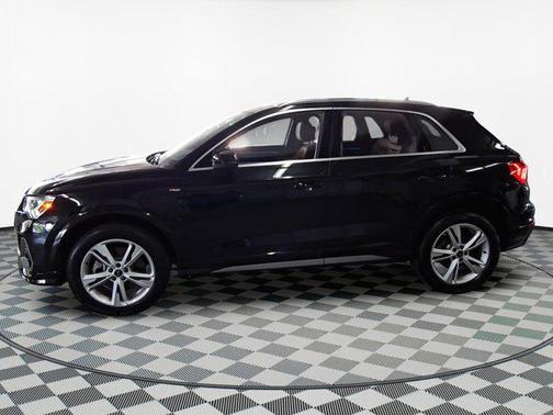 2023 Audi Q3 Premium Plus 45 TFSI S line quattro Tiptronic