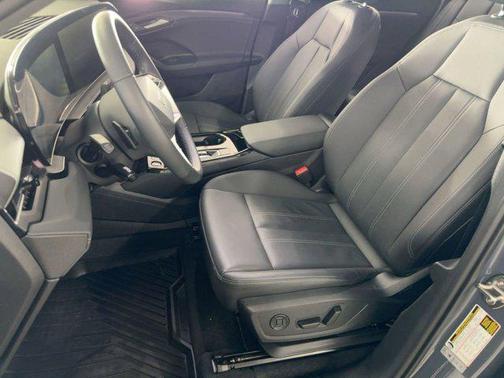 2025 Audi Q6 e-tron Premium